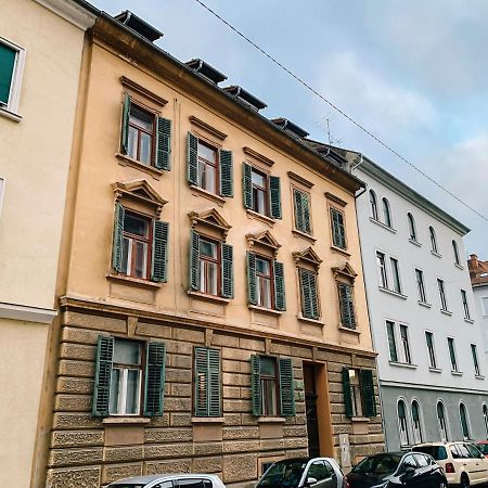 Cozy City Apartment - By Nahuen Suites Graz Extérieur photo